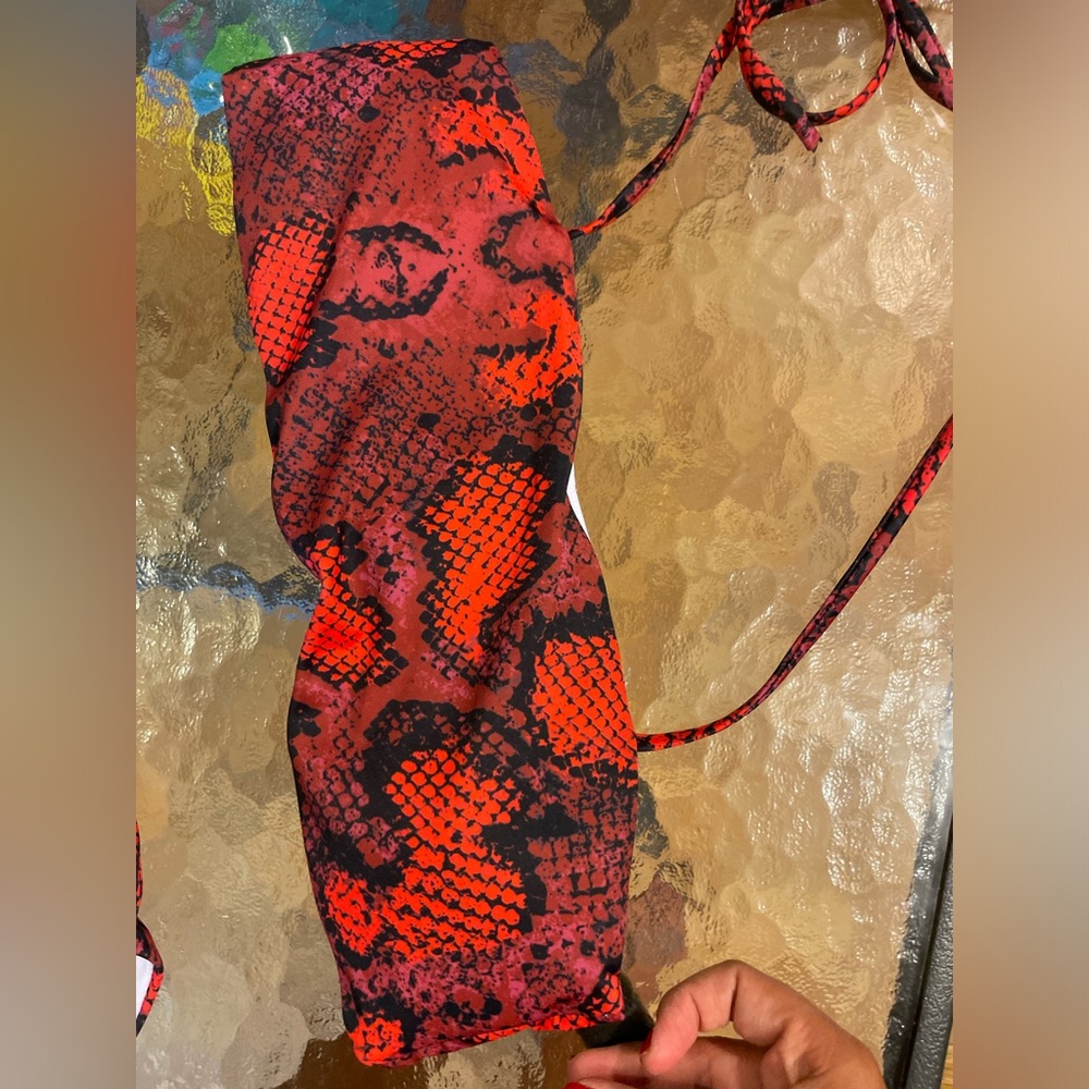 Bathing suit - Picture 4 of 5